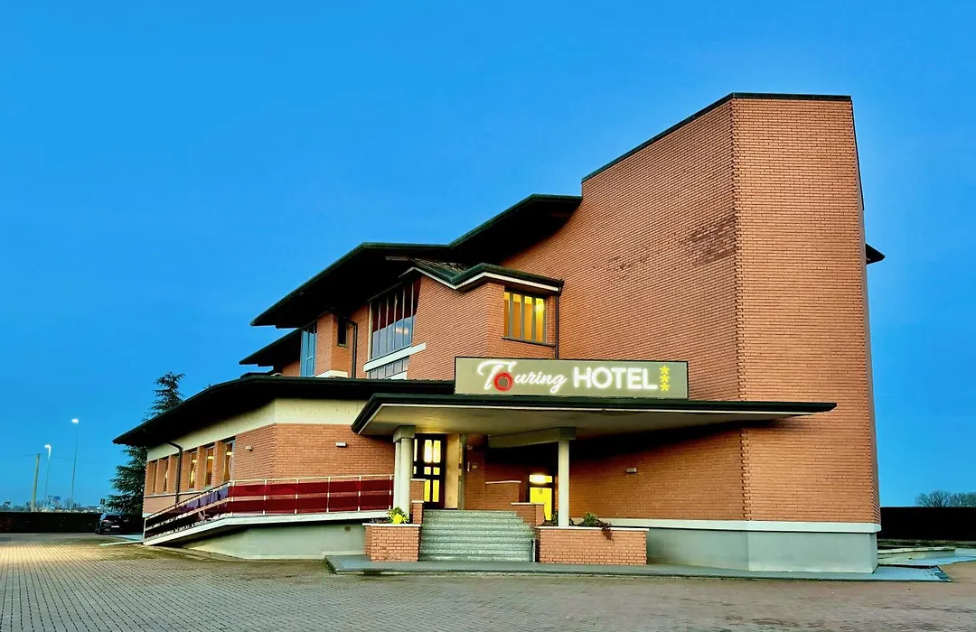 Hc Hotel Touring Seniga-1
